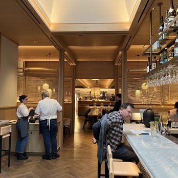 Itoko - views into the main seating area - Japanese Near Me - Chicago, Illinois