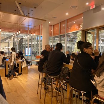 Delarosa Bishop Ranch - Interior - Pizza Near Me - San Ramon, California