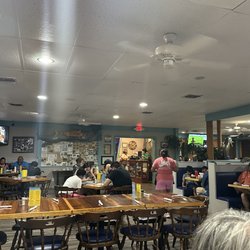 Jakes Restaurant And Bar - Inside