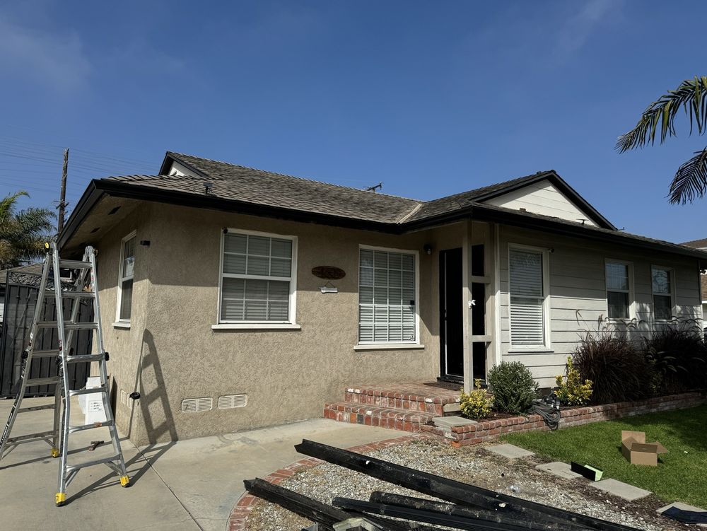 Slide of 3 Trades Construction