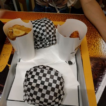 Homeburger - Burgers - Gastropubs Near Me - Venezia, VE