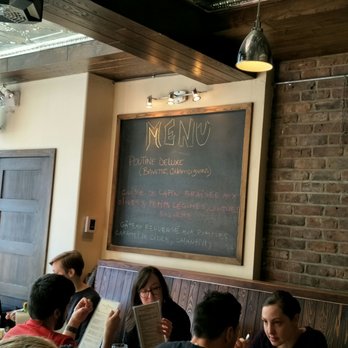 Vices et Versa - Poutineries Near Me - Montreal, Quebec