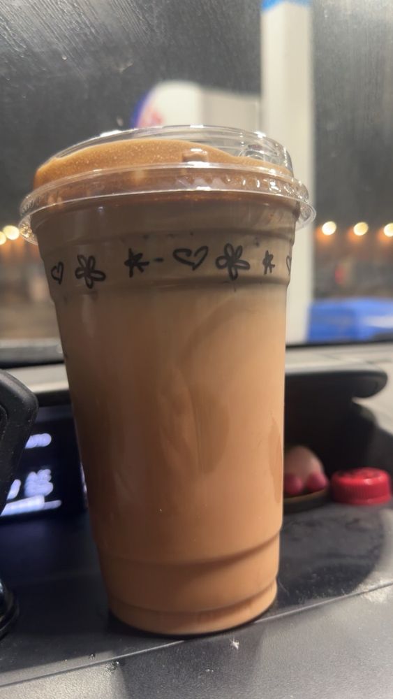 Bizzy Bean, Coffee & More To Go Logo