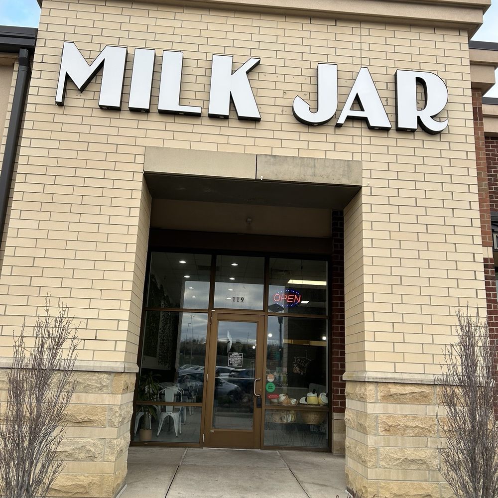 Milk Jar - Bridgewater Falls - Front entrance - Bubble Tea Near Me - Hamilton, Ohio