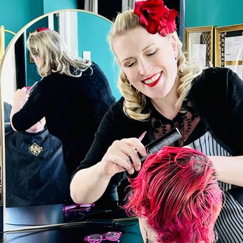 Bombshell Transformations - Bettie cutting hair - Hair Stylists Near Me - Portland, Oregon Bombshell Transformations - Bettie cutting hair - Hair Stylists Near Me - Portland, Oregon