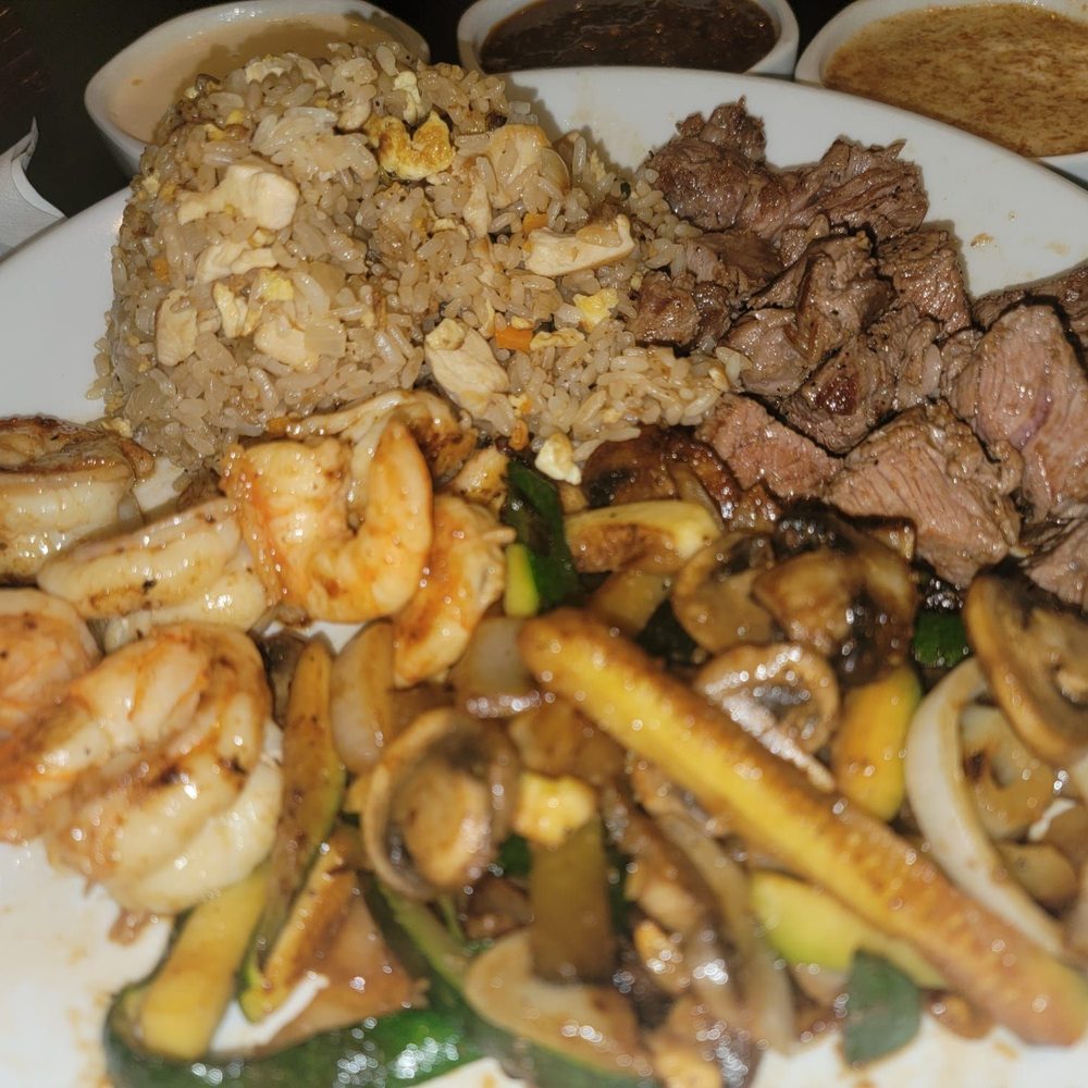 Samurai - Filet Mignon &Spicy Shrimp with veggies - Steakhouses Near Me - Miami, Florida Samurai - Filet Mignon &Spicy Shrimp with veggies - Steakhouses Near Me - Miami, Florida