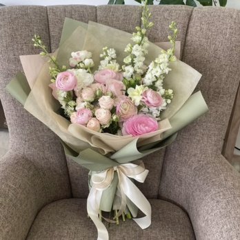 The White Lotus Florist - Korean Style Bouquet - Pink Pastels - Florists Near Me - Cerritos, California The White Lotus Florist - Korean Style Bouquet - Pink Pastels - Florists Near Me - Cerritos, California