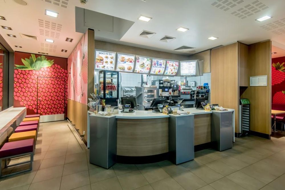 MCDONALD’S - Updated July 2024 - 10 Photos - Am Bahnhof 2, Lübeck ...