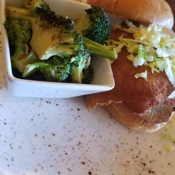 Wahoo! Grill - Fried flounder sandwich with broccoli - Seafood Near Me - Decatur, Georgia