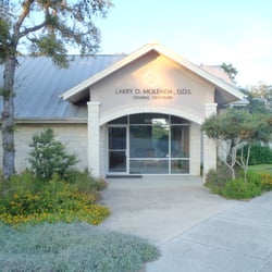 Larry D. Molenda, DDS - Office front