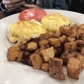 Bea Bea's - Eggs Benedict definitely looked the most pleasing - Coffee & Tea Near Me - Burbank, California Bea Bea's - Eggs Benedict definitely looked the most pleasing - Coffee & Tea Near Me - Burbank, California