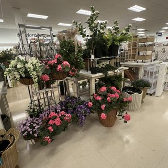 Marshalls 0298 - Department Stores Near Me - Florissant, Missouri