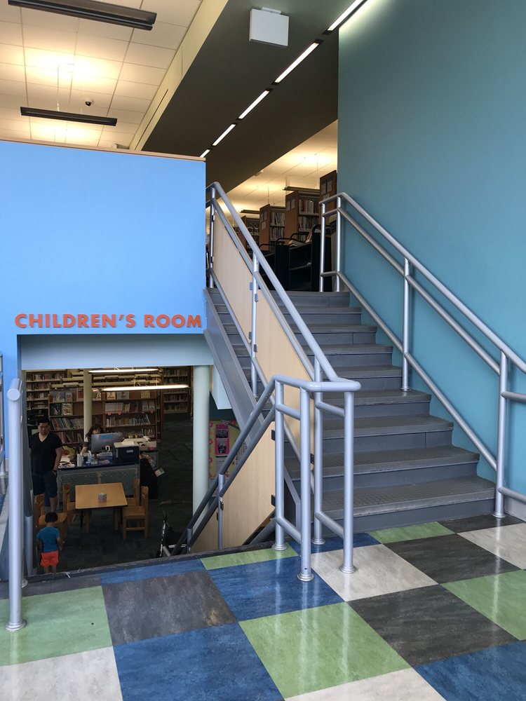 QUEENS PUBLIC LIBRARY WINDSOR PARK Updated June 2024 10 Photos