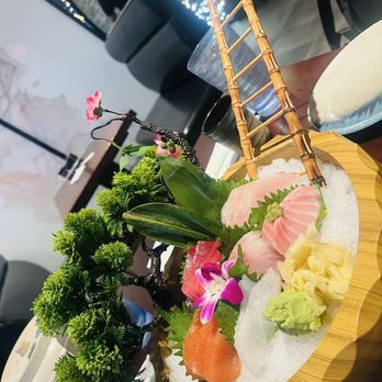 Fuji Sushi & Teppanyaki - Supreme sashimi is so amazing - Sushi Bars Near Me - Aiea, Hawaii Fuji Sushi & Teppanyaki - Supreme sashimi is so amazing - Sushi Bars Near Me - Aiea, Hawaii