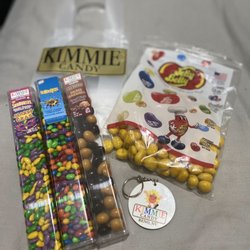 Kimmie Candy - Kimmie corn, Sunburst Original & Sunburst Mardi Gras, Xpressos Salted Caramel & Keychain of course!