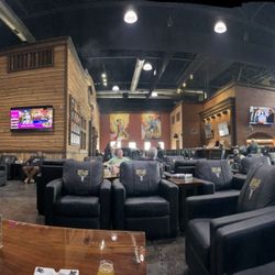 Outlaw Cigar And Brewery