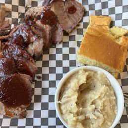 Brisket, garlic mashers, & honey jalapeño cornbread. Pork ribs were brought a little later. Brisket, garlic mashers, & honey jalapeño cornbread. Pork ribs were brought a little later.