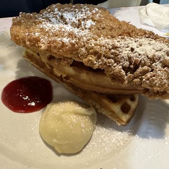 Chef Vargas - Fried Chicken and Waffle - Breakfast & Brunch Near Me - Elkins Park, Pennsylvania