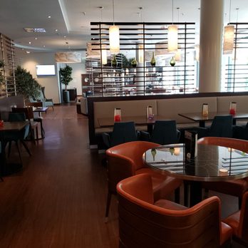 Courtyard by Marriott Munich City Center - Large common eating area - Hotels Near Me - Munich, BY