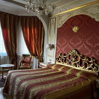Regina Palace - Hotels Near Me - Stresa, VB