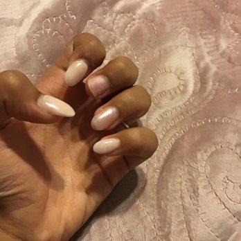 V2 Nail and Spa - It has only been less than a week when this came off - Nail Salons Near Me - Brooklyn, New York