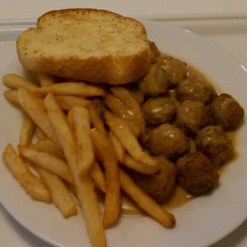 IKEA Restaurant - swedish meatballs with gravy and a side of fries and garlic bread. 4 out of 5 stars. - Diners Near Me - San Diego, California IKEA Restaurant - swedish meatballs with gravy and a side of fries and garlic bread. 4 out of 5 stars. - Diners Near Me - San Diego, California