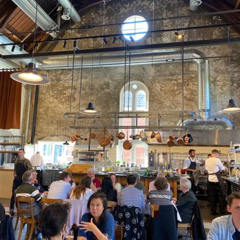 Cantine de Caron - Inside - French Near Me - Amsterdam, New Hampshire
