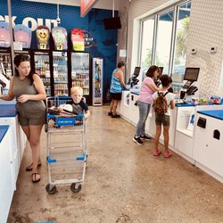 Five Below - Self checkout