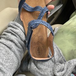 Mosser's Shoes - Clearly un used foot bed.