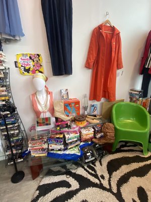 Weekend Vintage by null