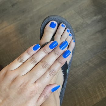 Paradise Nails - Gel manicure and pedicure - Nail Salons Near Me - Sacramento, California