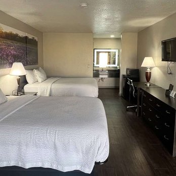 Days Inn by Wyndham Canton - Guest room - Hotels Near Me - Canton, Texas Days Inn by Wyndham Canton - Guest room - Hotels Near Me - Canton, Texas