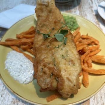 Giraffe - FISH & CHIPS - Modern European Near Me - Hounslow, XGL Giraffe - FISH & CHIPS - Modern European Near Me - Hounslow, XGL