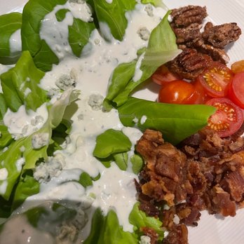 Harvest Thyme Tavern - Bib salad - New American Near Me - Davidsonville, Maryland Harvest Thyme Tavern - Bib salad - New American Near Me - Davidsonville, Maryland