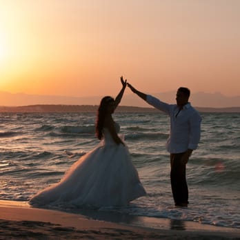 help plan my wedding