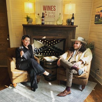 Wines In The Fork - Our guests - Wine Tasting Room Near Me - Franklin, Tennessee Wines In The Fork - Our guests - Wine Tasting Room Near Me - Franklin, Tennessee