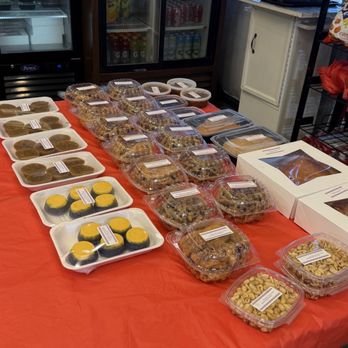 JG's Nipa Hut - Treats - Filipino Near Me - Canoga Park, California