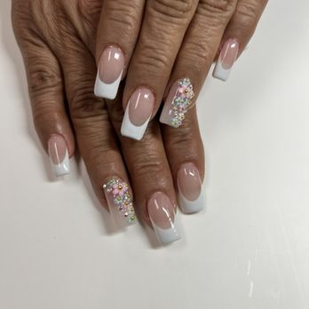 Candy Nails Lounge - Spring nails - Nail Salons Near Me - Riverside, California
