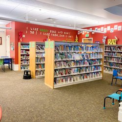 Provo City Library - Lots of tables