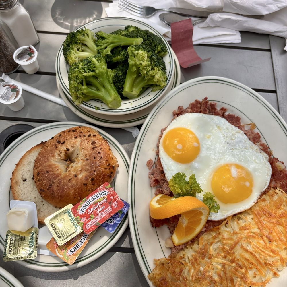 The Bagel Restaurant and Deli - Corned Beef Hash and Eggs - Delis Near Me - Chicago, Illinois The Bagel Restaurant and Deli - Corned Beef Hash and Eggs - Delis Near Me - Chicago, Illinois