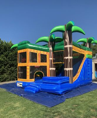 Clean & New Bounce Houses - Our Bounce Houses get cleaned, sanitized, and dried up after every use & smell amazing no funky odors nor mold or mildew smells.
