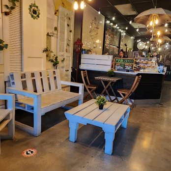 Main Spot Nutrition - Inside Seating - Breakfast & Brunch Near Me - Cooper City, Florida