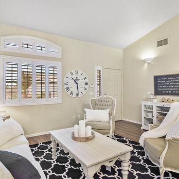 Darcy Dauderis - Elite Realty - Love this cozy living room! Perfectly appointed like it popped out of a magazine right into Henderson! - Real Estate Agents Near Me - Las Vegas, Nevada Darcy Dauderis - Elite Realty - Love this cozy living room! Perfectly appointed like it popped out of a magazine right into Henderson! - Real Estate Agents Near Me - Las Vegas, Nevada