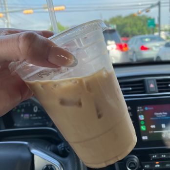 Flightpath Coffeehouse - Medium iced caramel latte - Coffee & Tea Near Me - Austin, Texas