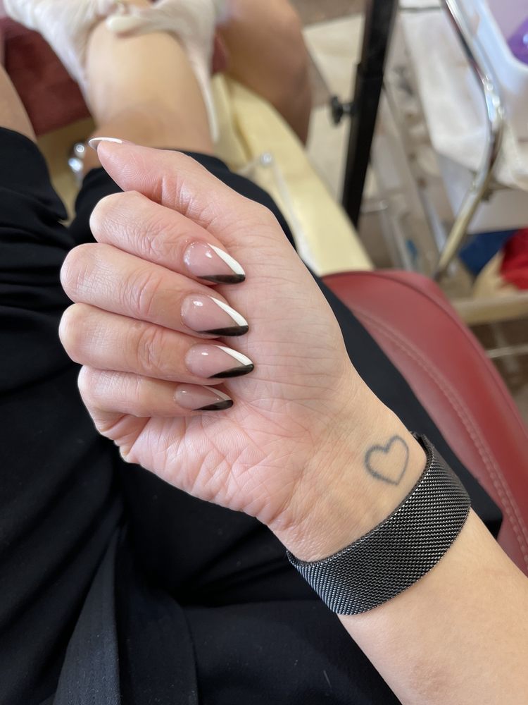 CRISTY’S NAILS Updated May 2024 852 Photos & 307 Reviews 959 S