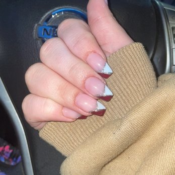 Hazel Green Nail - Split tip with Andrews personal touch of glitter - Nail Salons Near Me - Hazel Green, Alabama