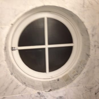 Hotel Sorrento - Bathroom window #2 - Hotels Near Me - Seattle, Washington