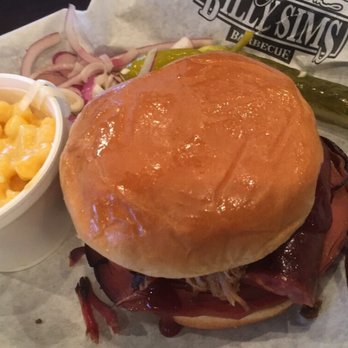 Billy Sims BBQ - Heisman Bologna Sandwich with pulled pork with a side of Mac and cheese - Barbeque Near Me - Edmond, Oklahoma