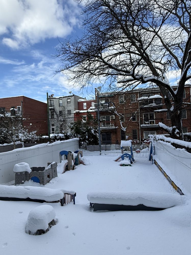 Daddy's Daycare 4 - childcare center in Brooklyn, NY