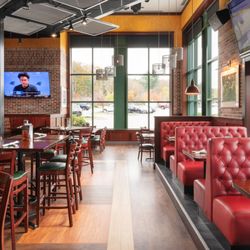 Jake n JOES Sports Grille - Waltham